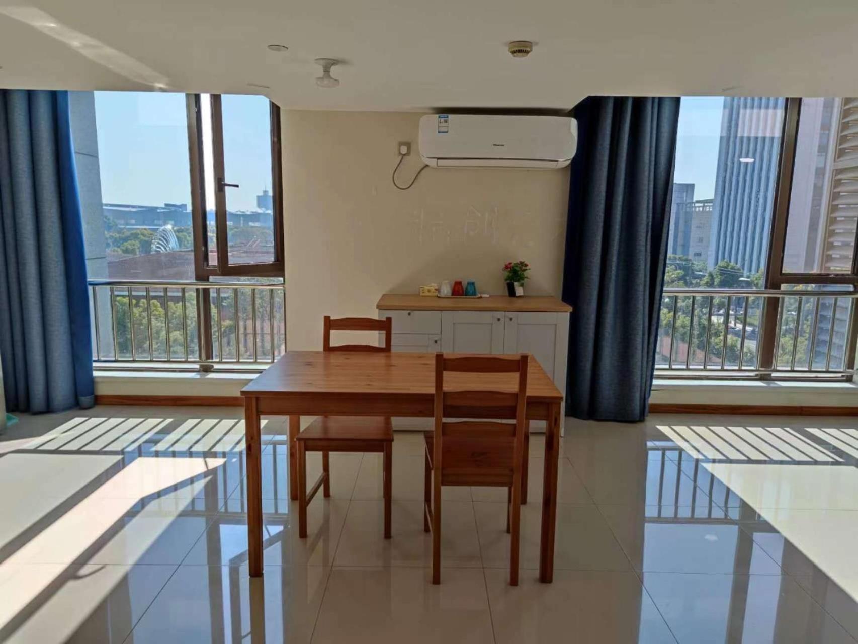 Inestin Shanghai Apt Waigaoqiao المظهر الخارجي الصورة